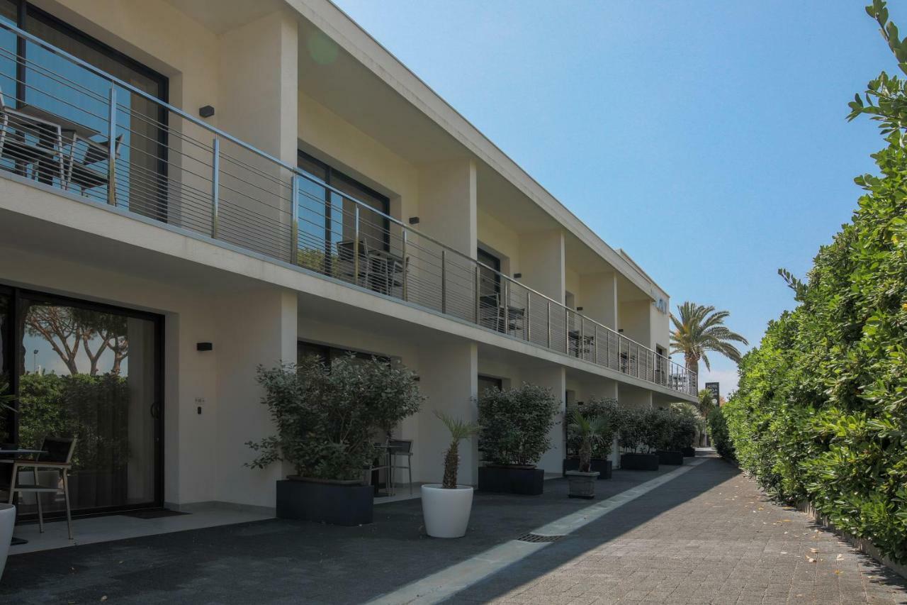 Superior Double Room Street View